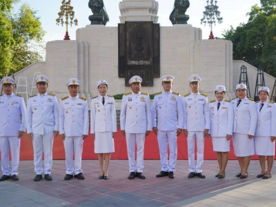 กรมการพัฒนาชุมชน ร่วมพิธีวางพวงมาลาถวายราชสักการะพระบรมราชานุสรณ์พระบาทสมเด็จพระมงกุฎเกล้าเจ้าอยู่หัว เนื่องในวันสมเด็จพระมหาธีรราชเจ้า
