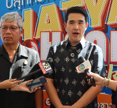 นายกรนิจ โนนจุ้ยผู้ตรวจราชการกระทรวงพาณิชย์ ลงพื้นที่ตรวจติดตามสถานการณ์การเยียวยาและฟื้นฟูหลังน้ำท่วม ณ จังหวัดสงขลา