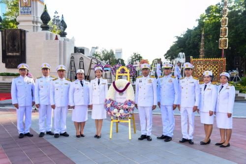 กรมการพัฒนาชุมชน ร่วมพิธีวางพวงมาลาถวายราชสักการะพระบรมราชานุสรณ์พระบาทสมเด็จพระมงกุฎเกล้าเจ้าอยู่หัว เนื่องในวันสมเด็จพระมหาธีรราชเจ้า