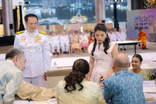 สมเด็จพระเจ้าลูกเธอ เจ้าฟ้าสิริวัณณวรี นารีรัตนราชกัญญา เสด็จเป็นองค์ประธานการประกวดผ้าลายพระราชทาน “ผ้าลายสิริวชิราภรณ์” และงานหัตถกรรม รอบตัดสิน ระดับประเทศ ประจำปี 2567