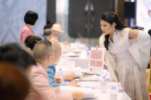 สมเด็จพระเจ้าลูกเธอ เจ้าฟ้าสิริวัณณวรี นารีรัตนราชกัญญา เสด็จเป็นองค์ประธานการประกวดผ้าลายพระราชทาน “ผ้าลายสิริวชิราภรณ์” และงานหัตถกรรม รอบตัดสิน ระดับประเทศ ประจำปี 2567