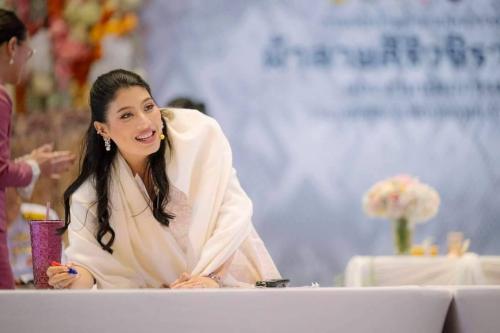 สมเด็จพระเจ้าลูกเธอ เจ้าฟ้าสิริวัณณวรี นารีรัตนราชกัญญา เสด็จเป็นองค์ประธานการประกวดผ้าลายพระราชทาน “ผ้าลายสิริวชิราภรณ์” และงานหัตถกรรม รอบตัดสิน ระดับประเทศ ประจำปี 2567